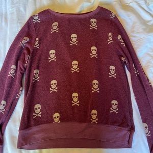 Wild fox red sweatshirt with skulls